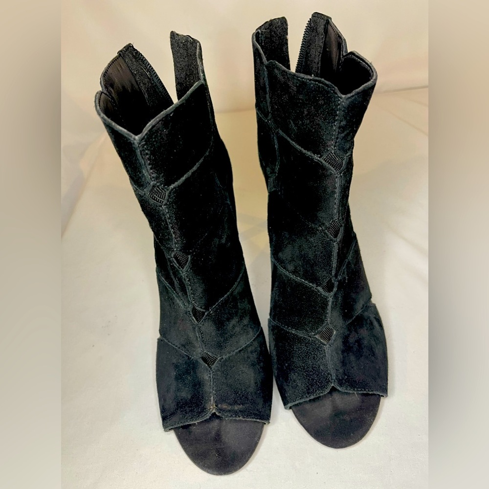 Vince Camuto Women’s Heeled Booties